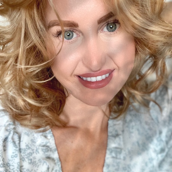 Meet your Posher, Robin - Picture 1 of 1